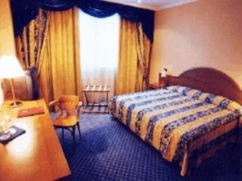 Hotel Rivera Palace 3*